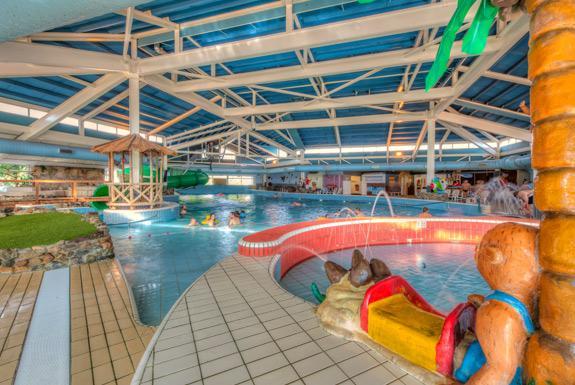 Schwimmbad | Ferienpark Weerterbergen
